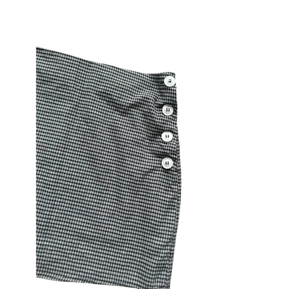 URBAN OUTFITTERS Black White Plaid Button Detail Skirt Size Medium - Picture 6 of 7